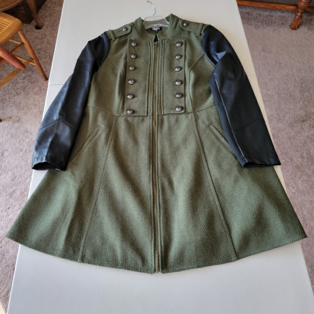 Size 2 Torrid jacket like new